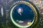 Bajo el agua y a oscuras: el 'Aquaman' de Florida que sobrevivi 100 das y lo que aprendi sobre la inmortalidad